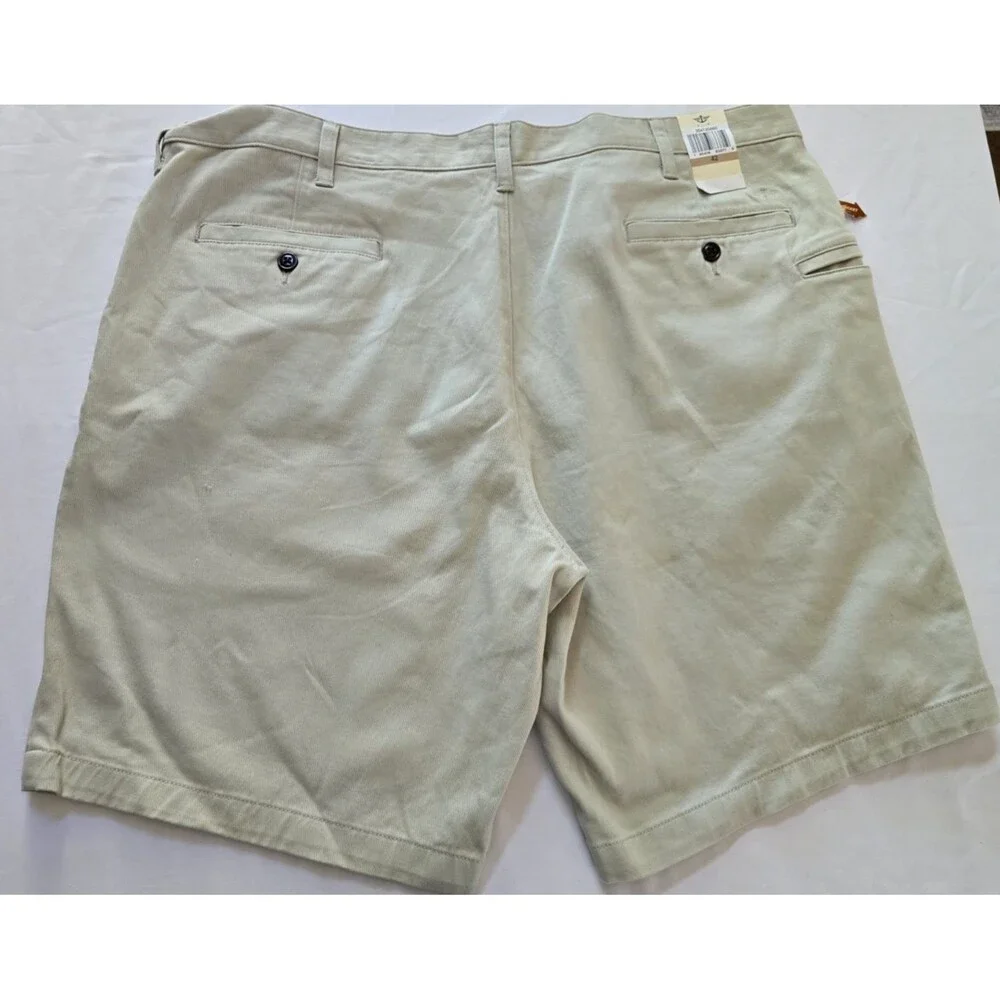 Dockers Men's Shorts Size 42 Flat Front Tan Cotton Khakis Chinos NEW